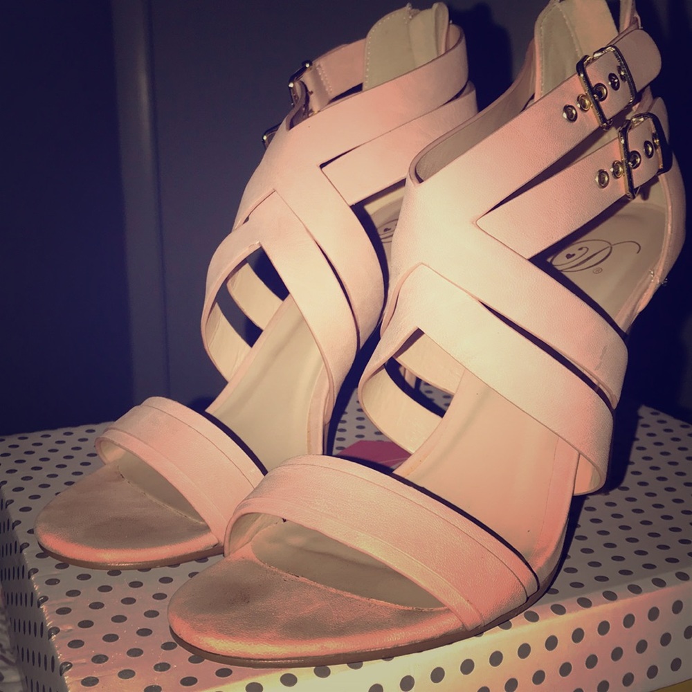 Fashion Nova Elizabeth Heel